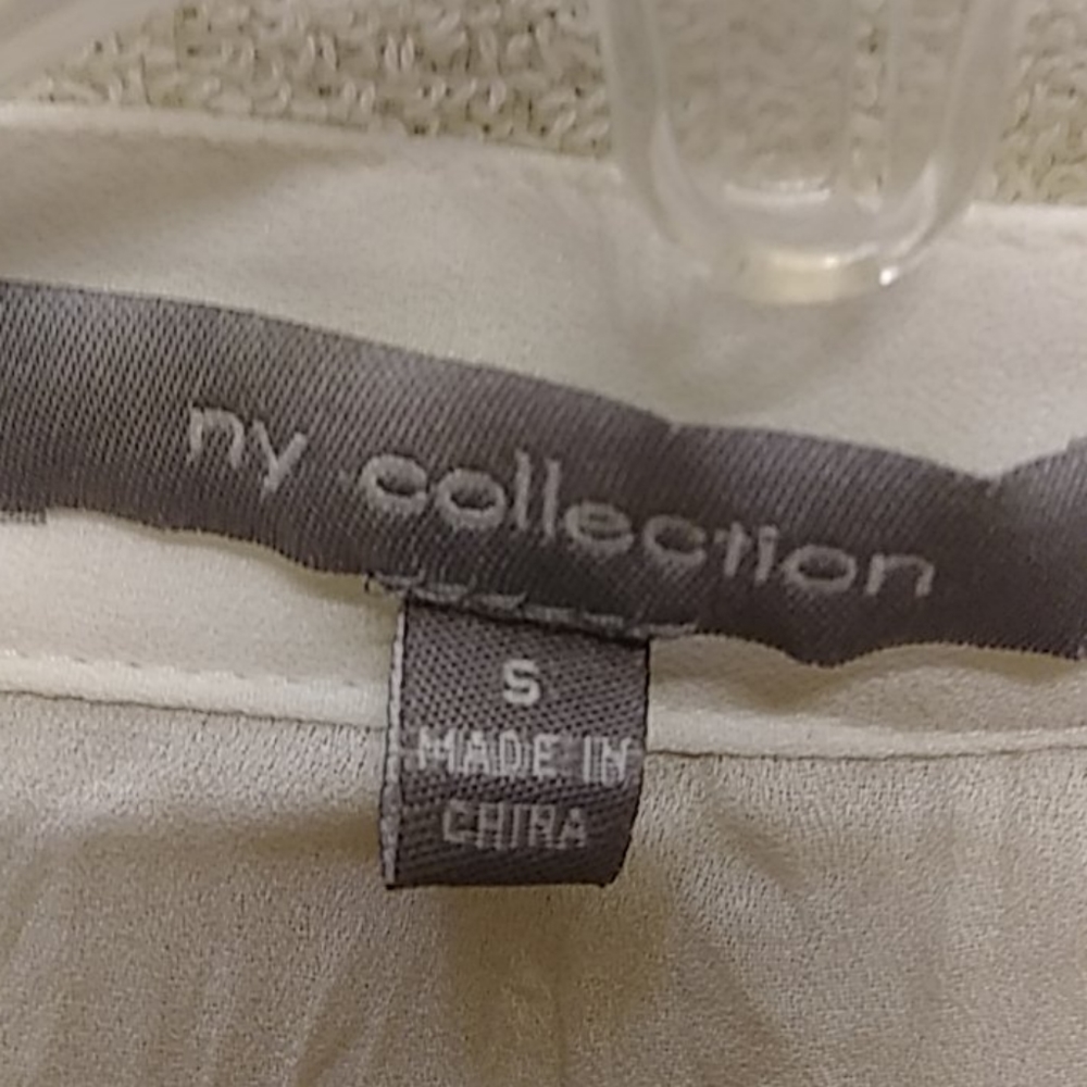 Off white blouse - Picture 6 of 6